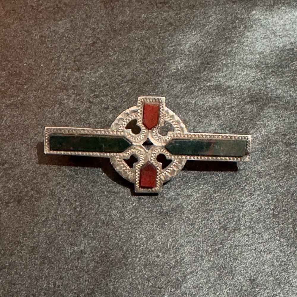Antique Sterling Silver Celtic Knot Bar Brooch Red Green Enamel Scottish Pin
